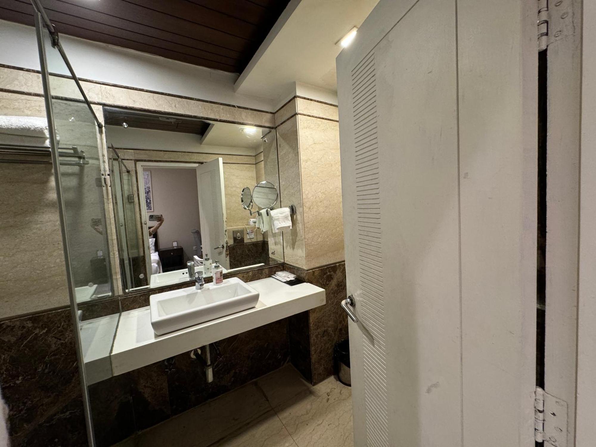 Skon Boutique By Orion Hotel New Delhi
