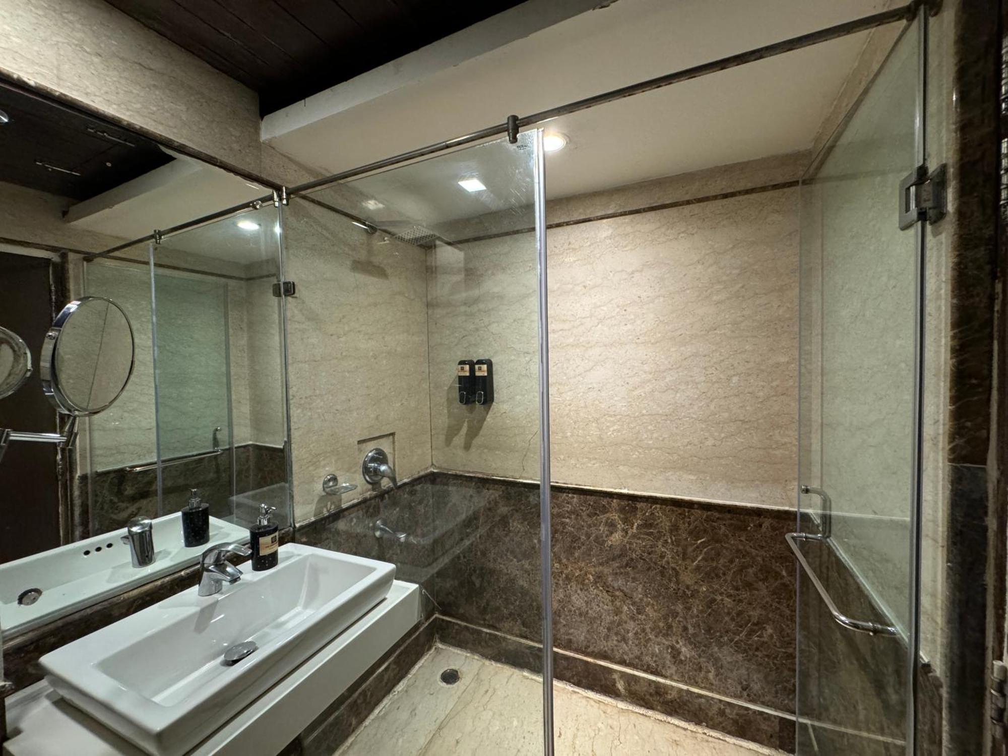 Skon Boutique By Orion 3* New Delhi